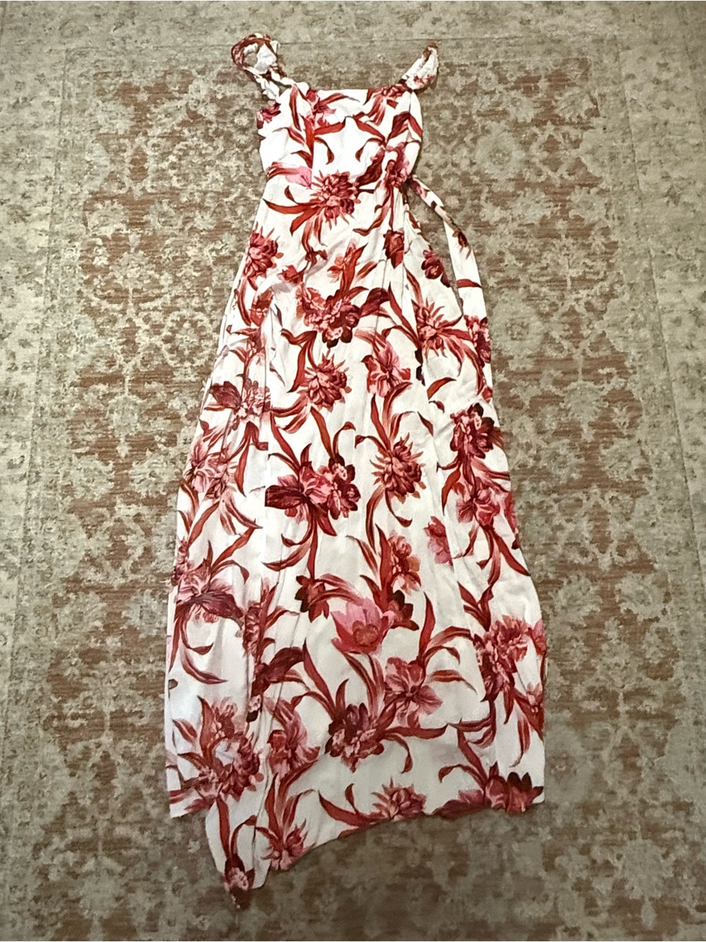 Beautiful Floral Maxi Dress with cut out back